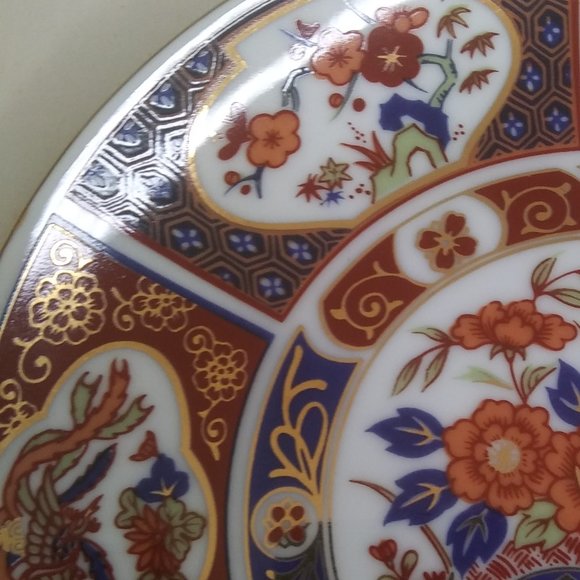 Beautiful decorative Asian plate 6 inch diameter - Picture 12 of 16